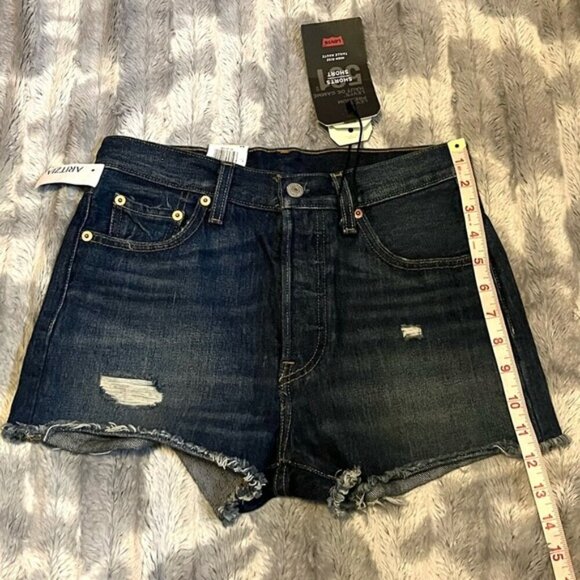 Levi’s 501® HIGH RISE WOMEN'S SHORTSSize 25 - Picture 8 of 13
